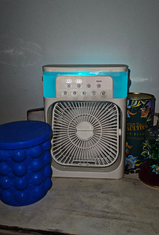 Multifunkciós Asztali Ventilátor + Szilikon Jégkocka Készítő Szett